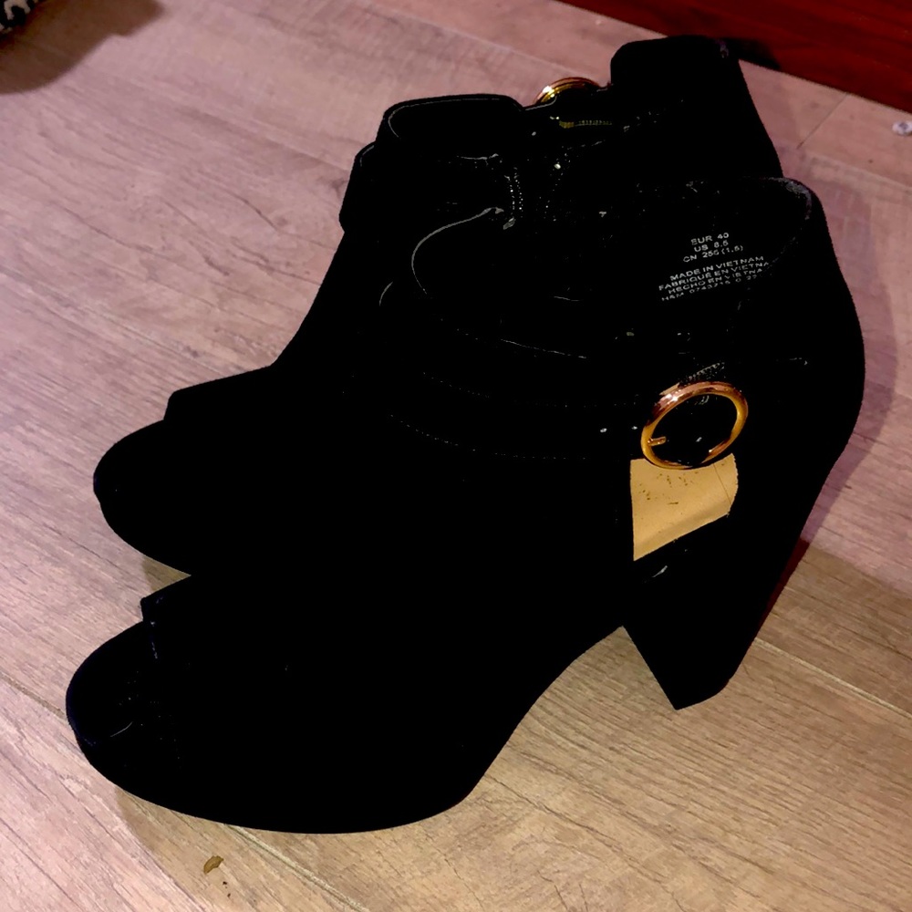Womens dress-able heels size 40